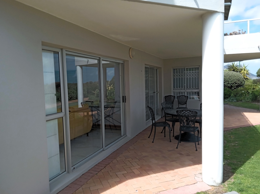 4 Bedroom Property for Sale in Greenways Golf Estate Western Cape